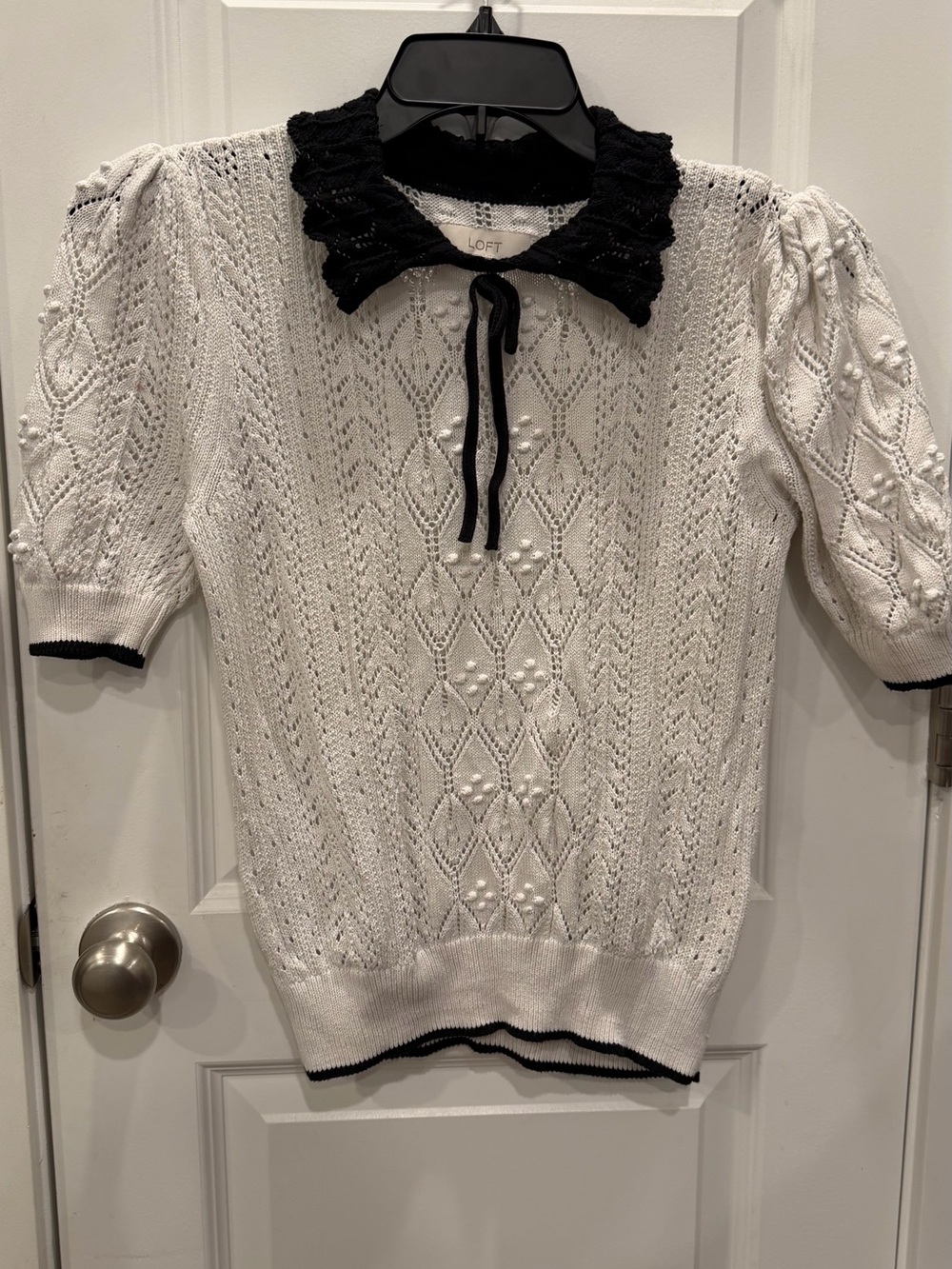 LOFT White Short-Sleeve Knit Sweater with Black Scalloped Collar